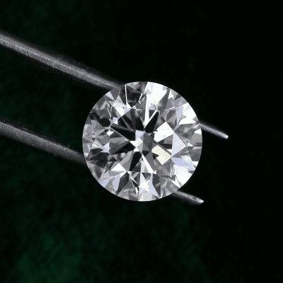diamond in a tweaker used for a complete guide to diamond certification.